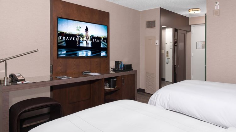 Durham Marriott City Center Room