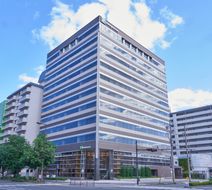 Holiday Inn & Suites Shin Osaka Exterior