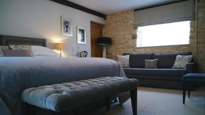 <b>Widbrook Grange Hotel Suite</b>. Images powered by <a href="https://www.leonardoworldwide.com/" title="Leonardo Worldwide" target="_blank">Leonardo</a>.