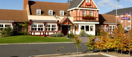 Premier Inn Newcastle (Washington) Exterior