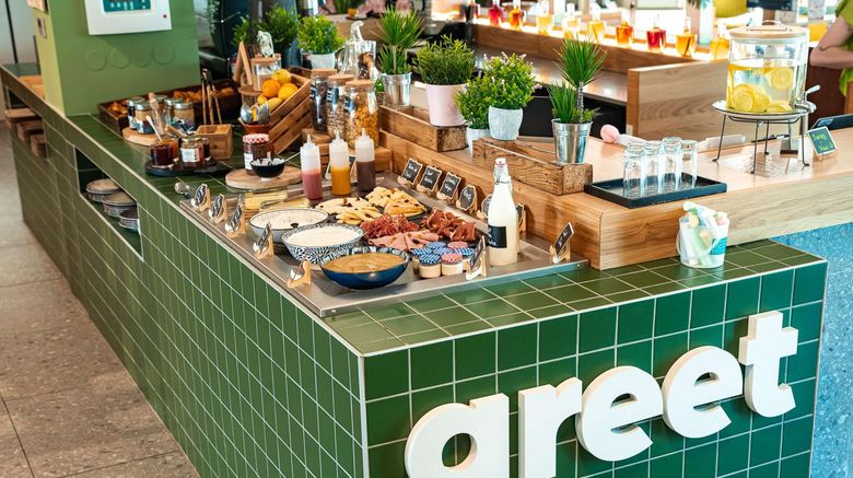 <b>greet Montpellier Aeropt Parc des Expos Restaurant</b>. Images powered by <a href="https://leonardo.com/" title="Leonardo Worldwide" target="_blank">Leonardo</a>.