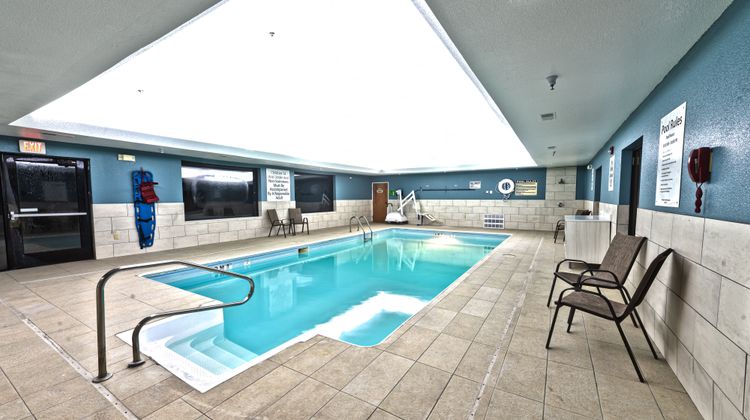 Holiday Inn Express Hotel & Suites Pool