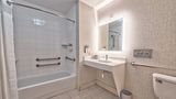 Holiday Inn Express Hotel & Suites Room