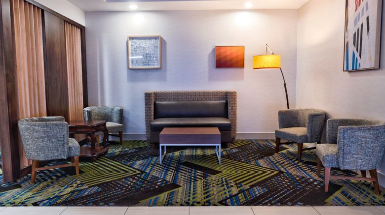 <b>Holiday Inn Express Hotel & Suites Exterior</b>. Images powered by <a href="https://www.leonardoworldwide.com/" title="Leonardo Worldwide" target="_blank">Leonardo</a>.