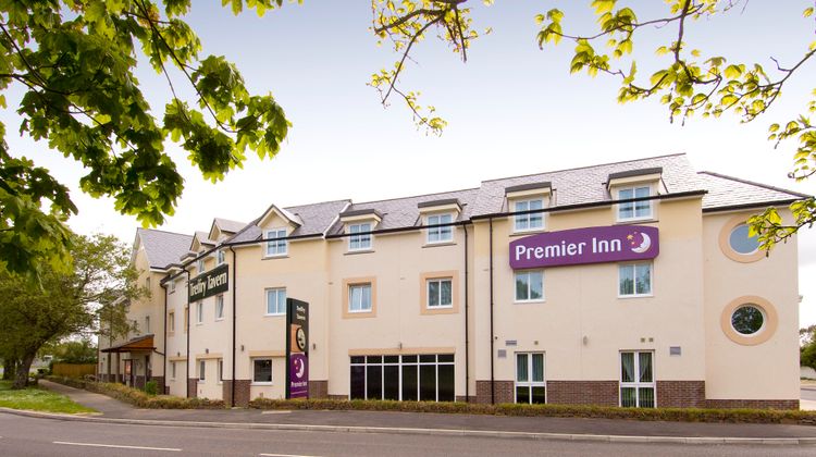 Premier Inn Newquay (Quintrell Downs) Exterior