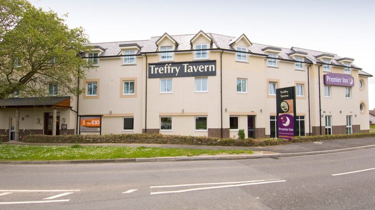 Premier Inn Newquay (Quintrell Downs) Exterior
