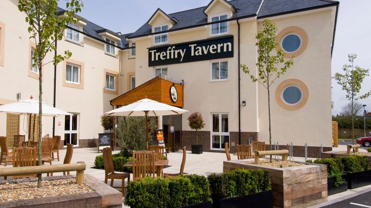 Premier Inn Newquay (Quintrell Downs) Exterior