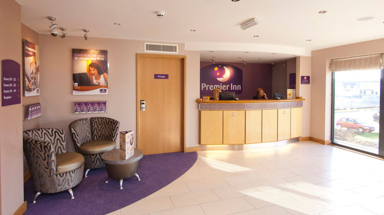 Premier Inn Newton Abbott Lobby