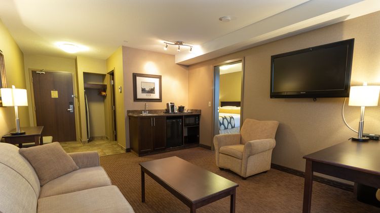The Kanata by BCMInns Suite