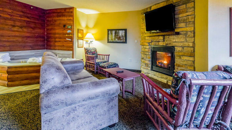 <b>Stoney Creek Inn & Conference Center Suite</b>. Images powered by <a href="https://www.leonardoworldwide.com/" title="Leonardo Worldwide" target="_blank">Leonardo</a>.