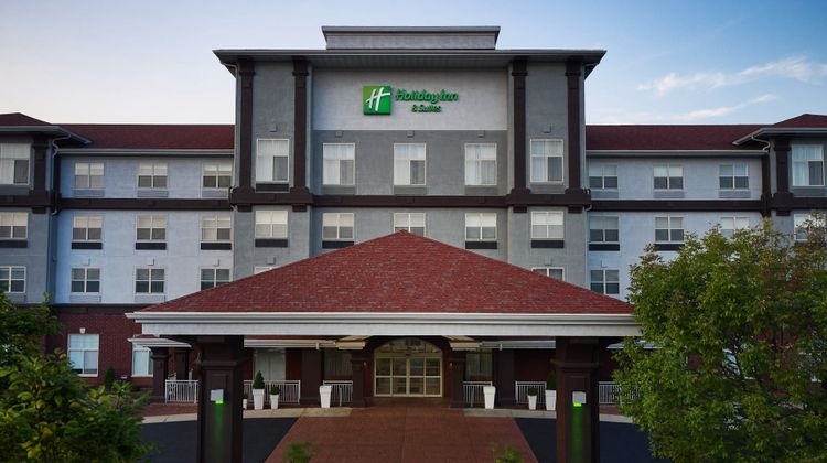 Holiday Inn Hotel & Suites Madison West Exterior