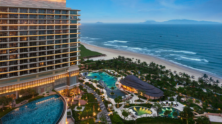 New World Hoiana Beach Resort Exterior