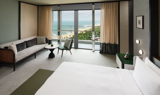 New World Hoiana Beach Resort Exterior