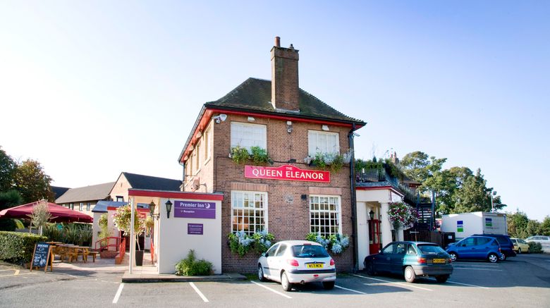 <b>Premier Inn Northampton South (Wootton) Exterior</b>. Images powered by <a href="https://www.leonardoworldwide.com/" title="Leonardo Worldwide" target="_blank">Leonardo</a>.