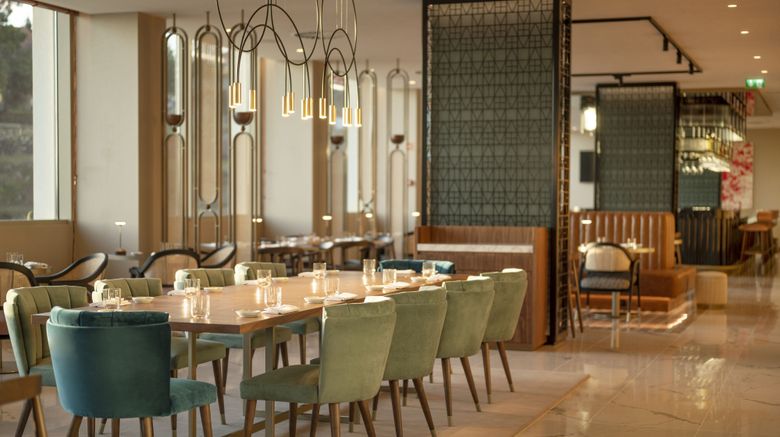 <b>Renaissance Porto Lapa Hotel Restaurant</b>. Images powered by <a href="https://www.leonardoworldwide.com/" title="Leonardo Worldwide" target="_blank">Leonardo</a>.