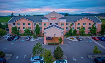 Fairfield Inn & Suites Burlington