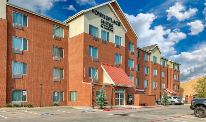 TownePlace Suites Dallas McKinney Exterior