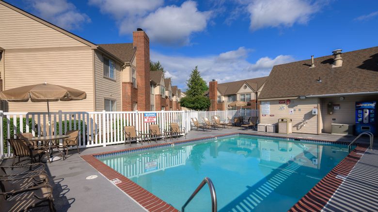 <b>Residence Inn Seattle Northeast/Bothell Recreation</b>. Images powered by <a href="https://www.leonardoworldwide.com/" title="Leonardo Worldwide" target="_blank">Leonardo</a>.