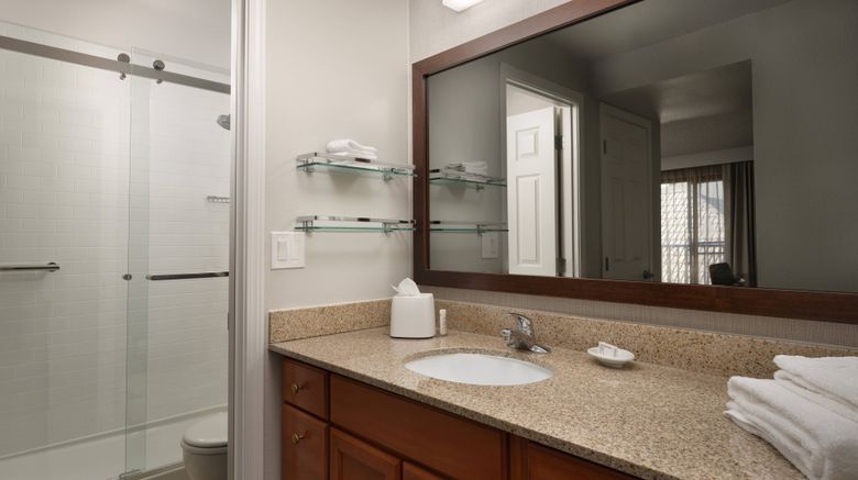 <b>Residence Inn Seattle North/Lynnwood Room</b>. Images powered by <a href="https://www.leonardoworldwide.com/" title="Leonardo Worldwide" target="_blank">Leonardo</a>.