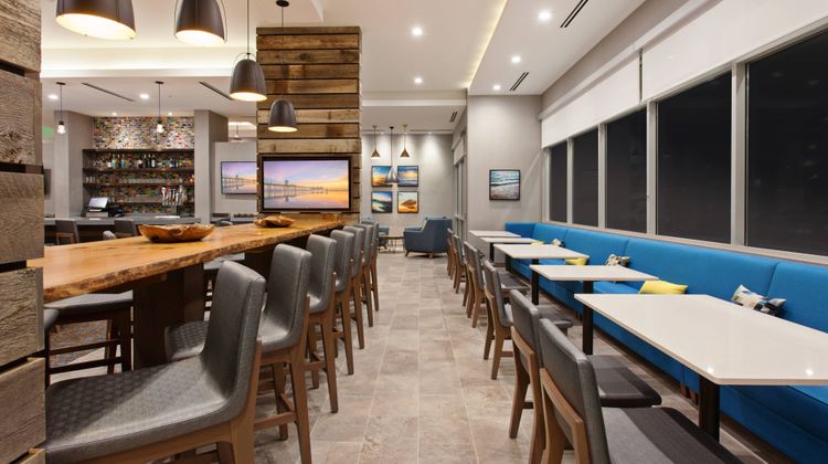 SpringHill Suites Huntington Beach Restaurant