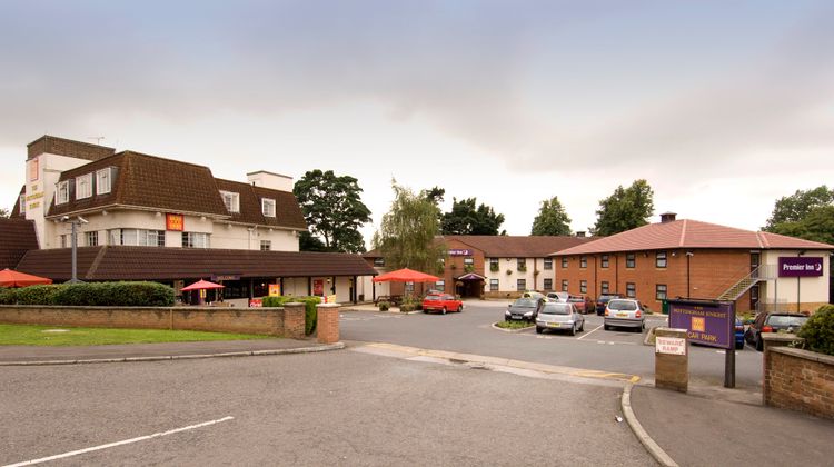 Premier Inn Nottingham South Exterior