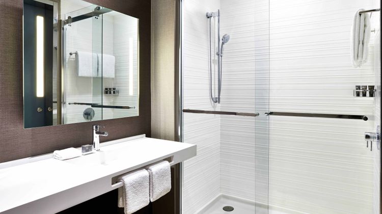 AC Hotel Bloomington Mall of America Room