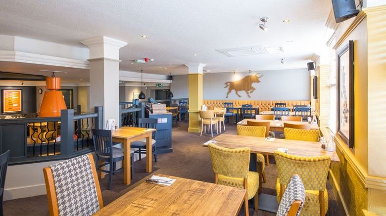 <b>Premier Inn Oldham (Broadway) Restaurant</b>. Images powered by <a href="https://www.leonardoworldwide.com/" title="Leonardo Worldwide" target="_blank">Leonardo</a>.