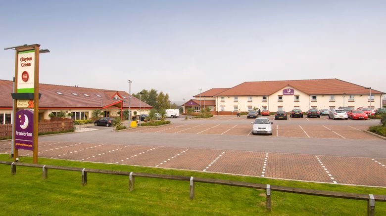 <b>Premier Inn Oldham Central Exterior</b>. Images powered by <a href="https://www.leonardoworldwide.com/" title="Leonardo Worldwide" target="_blank">Leonardo</a>.