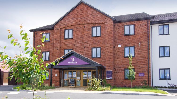Premier Inn Oswestry Exterior
