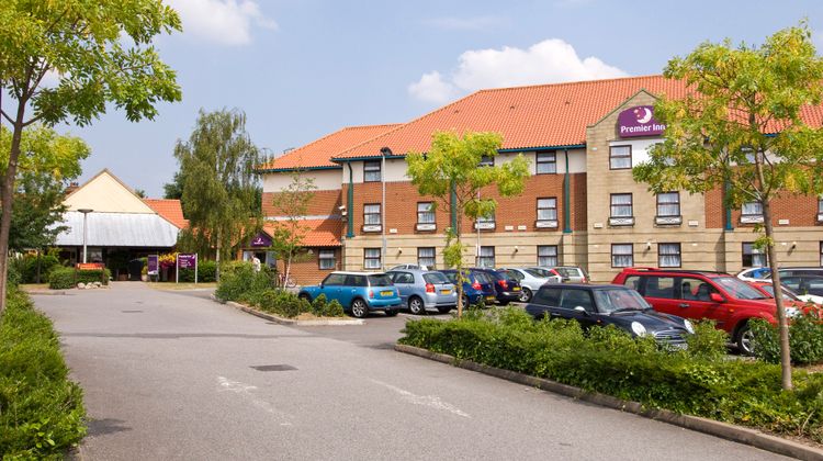 Premier Inn Oxford Exterior