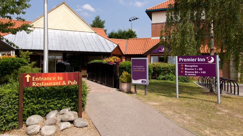 <b>Premier Inn Oxford Exterior</b>. Images powered by <a href="https://www.leonardoworldwide.com/" title="Leonardo Worldwide" target="_blank">Leonardo</a>.