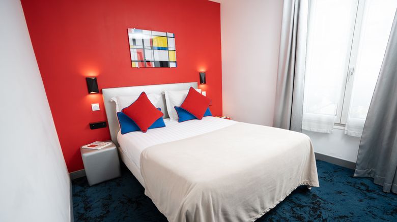 <b>Hotel du Mont Dore Room</b>. Images powered by <a href="https://www.leonardoworldwide.com/" title="Leonardo Worldwide" target="_blank">Leonardo</a>.