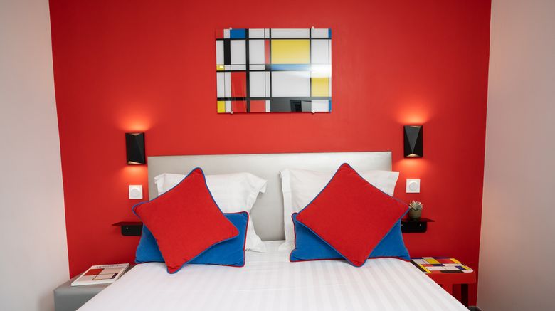 <b>Hotel du Mont Dore Room</b>. Images powered by <a href="https://www.leonardoworldwide.com/" title="Leonardo Worldwide" target="_blank">Leonardo</a>.