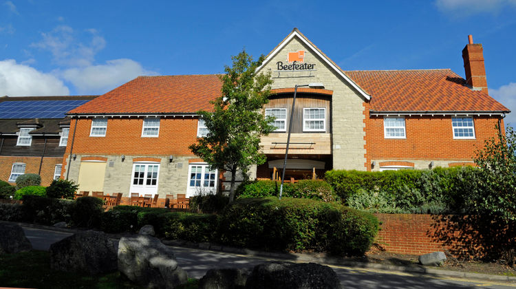 Premier Inn Petersfield Exterior