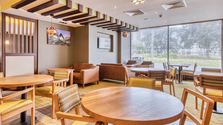 <b>Premier Inn Plymouth City Centre Restaurant</b>. Images powered by <a href="https://www.leonardoworldwide.com/" title="Leonardo Worldwide" target="_blank">Leonardo</a>.