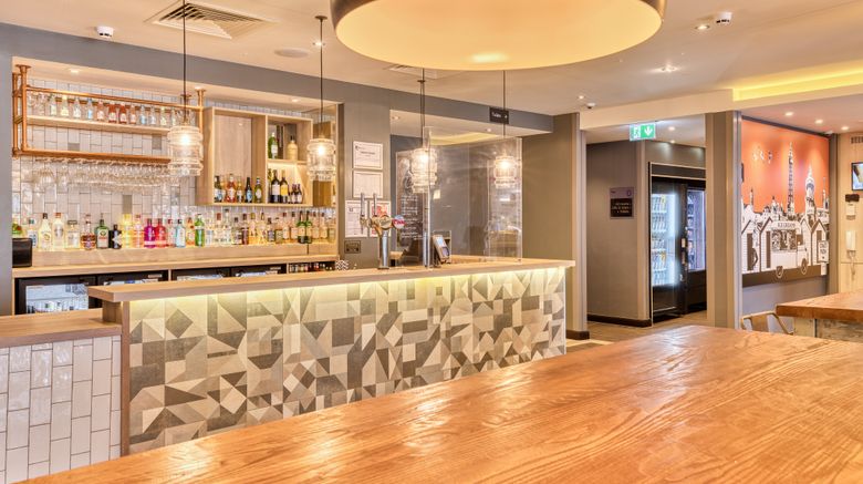 <b>Premier Inn Plymouth City Centre Restaurant</b>. Images powered by <a href="https://www.leonardoworldwide.com/" title="Leonardo Worldwide" target="_blank">Leonardo</a>.