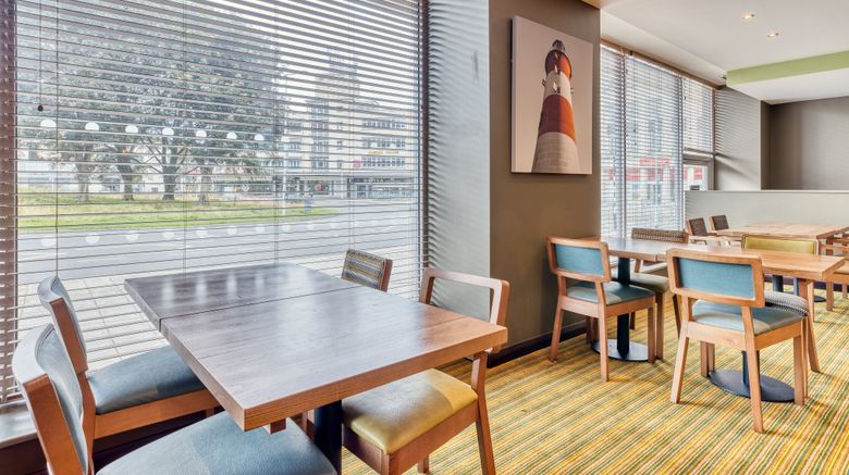<b>Premier Inn Plymouth City Centre Restaurant</b>. Images powered by <a href="https://www.leonardoworldwide.com/" title="Leonardo Worldwide" target="_blank">Leonardo</a>.