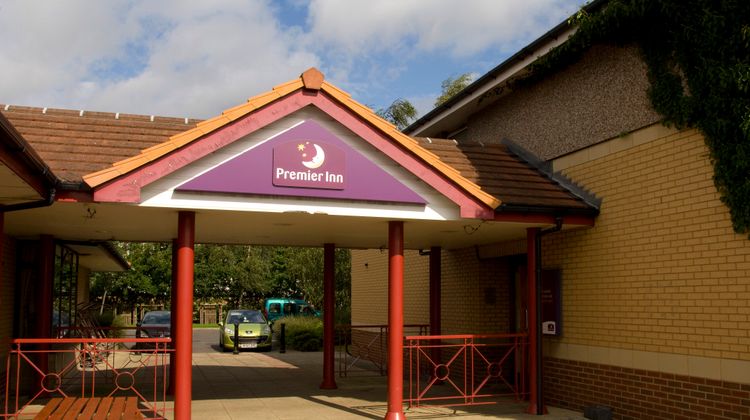 Premier Inn Pontefract North Exterior