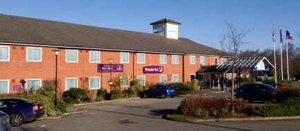Premier Inn Pontypool Exterior
