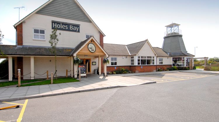 Premier Inn Poole Centre (Holes Bay) Exterior
