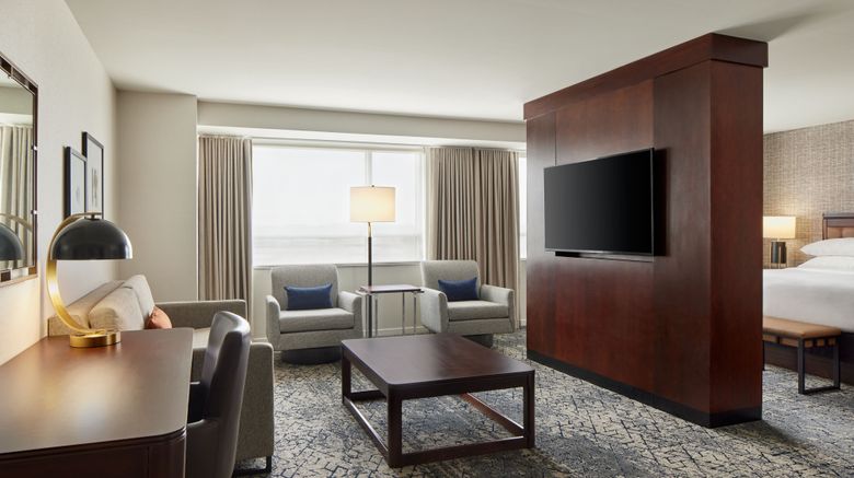 <b>Sheraton Valley Forge Hotel Room</b>. Images powered by <a href="https://www.leonardoworldwide.com/" title="Leonardo Worldwide" target="_blank">Leonardo</a>.