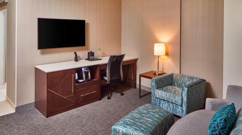 <b>Courtyard Minneapolis West Suite</b>. Images powered by <a href="https://www.leonardoworldwide.com/" title="Leonardo Worldwide" target="_blank">Leonardo</a>.