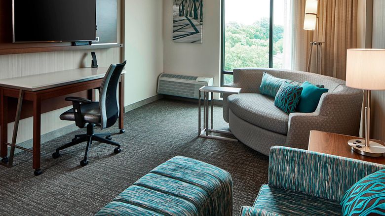 <b>Courtyard Minneapolis West Suite</b>. Images powered by <a href="https://www.leonardoworldwide.com/" title="Leonardo Worldwide" target="_blank">Leonardo</a>.