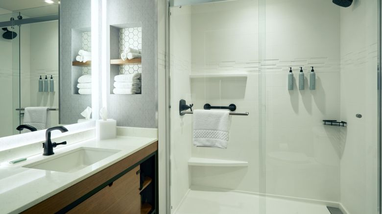 <b>Residence Inn San Francisco Airport Room</b>. Images powered by <a href="https://www.leonardoworldwide.com/" title="Leonardo Worldwide" target="_blank">Leonardo</a>.
