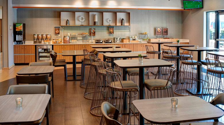 <b>SpringHill Suites St. Louis Brentwood Restaurant</b>. Images powered by <a href="https://www.leonardoworldwide.com/" title="Leonardo Worldwide" target="_blank">Leonardo</a>.