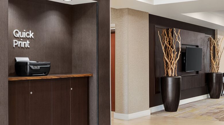 <b>Courtyard Tupelo Lobby</b>. Images powered by <a href="https://www.leonardoworldwide.com/" title="Leonardo Worldwide" target="_blank">Leonardo</a>.