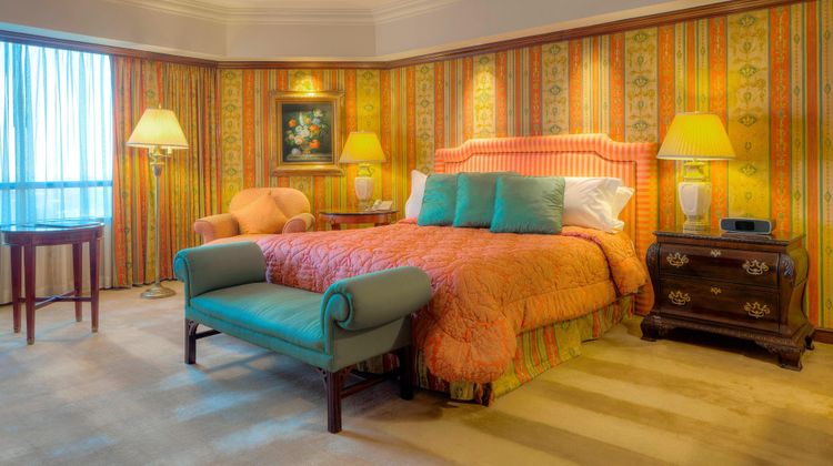 Park Tower, a Luxury Collection Hotel Suite