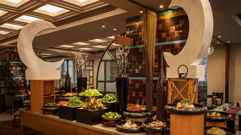 <b>Sheraton Mall of the Emirates Hotel Restaurant</b>. Images powered by <a href="https://www.leonardoworldwide.com/" title="Leonardo Worldwide" target="_blank">Leonardo</a>.
