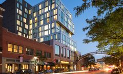 Le Meridien Columbus, The Joseph