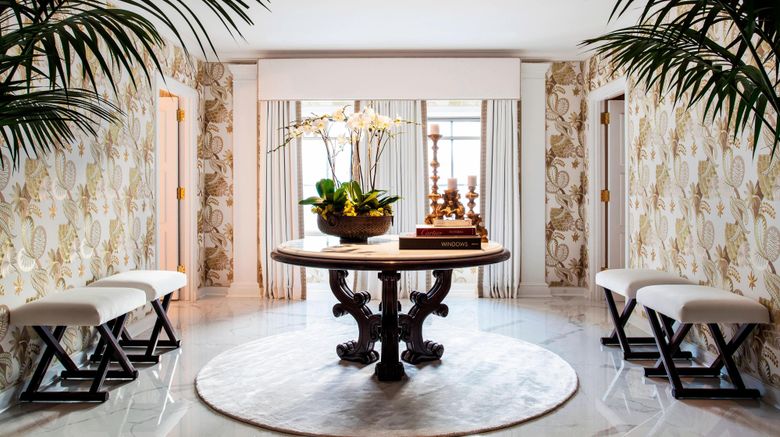 <b>The St. Regis Washington, D.C. Room</b>. Images powered by <a href="https://www.leonardoworldwide.com/" title="Leonardo Worldwide" target="_blank">Leonardo</a>.